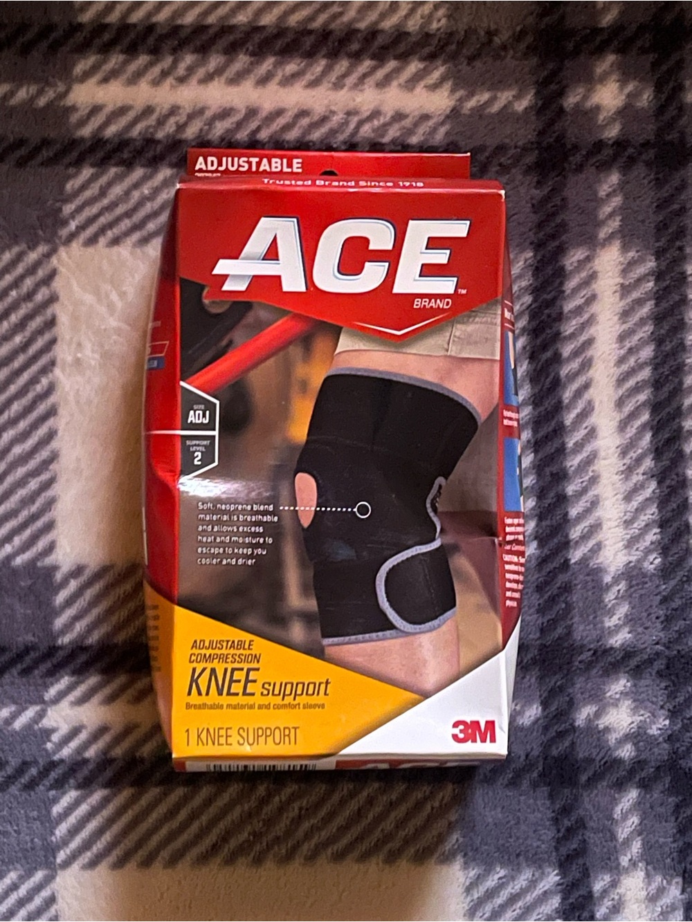 ACE Adjustable Compression Knee Support - Black